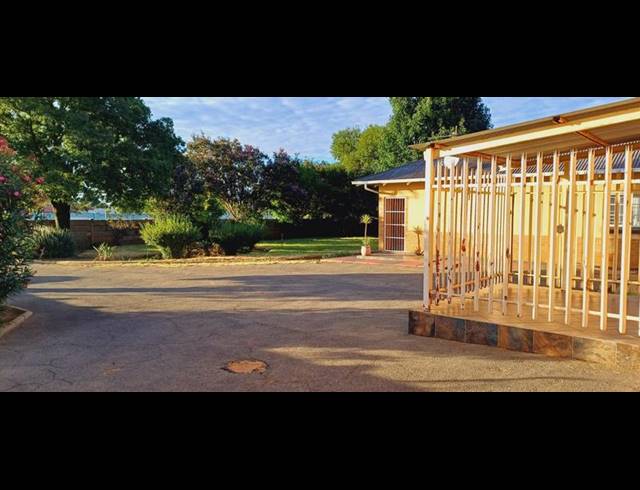 FARM FOR SALE IN FINSBURY